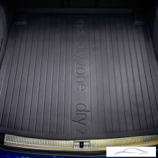 Стелка за багажник DRY ZONE съвместима с BMW 5 SERIES E61 COMBI 2003-2010